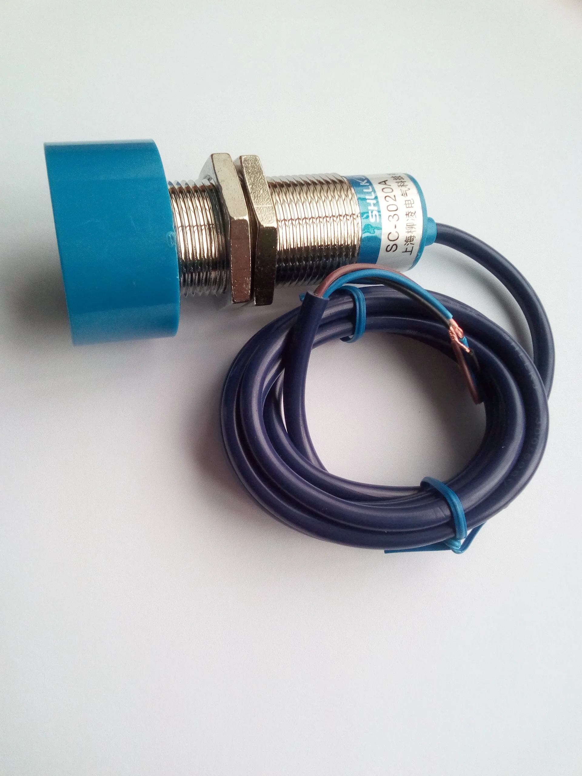 

1Pcs SC-3020A 20mm NO Cylinder Inductive Proximity Sensor Switch DC 10-30V