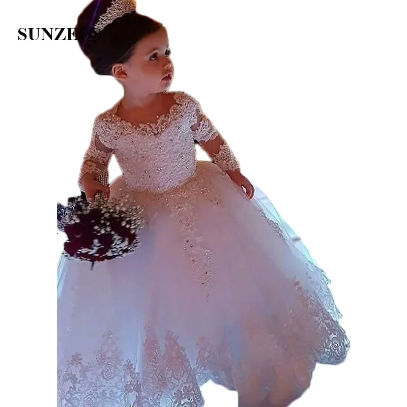 

Long Sleeve Ball Gown Princess Flower Girls Dresses Appliques with Beaded Stunning Cute Girls First Communion Dress White SF28