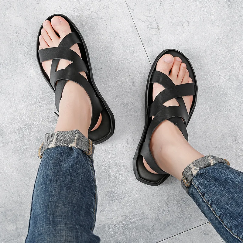 Босоножки мужские с ремешком и пряжкой модные однотонные сандалии для отдыха