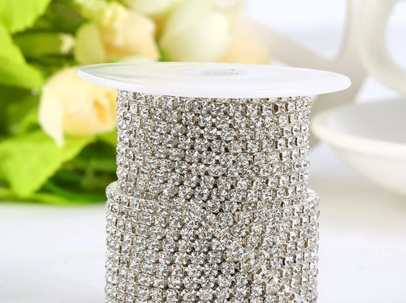 

1 meter Glass Rhinestone Chain Trimmings Silver Setting foiled 3mm Crystal / AB