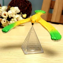 Удивительный Балансирующий орел с пирамидой стенд Волшебная птица стол забавные гаджеты Новинка интересные игрушки для детей подарок на день рождения