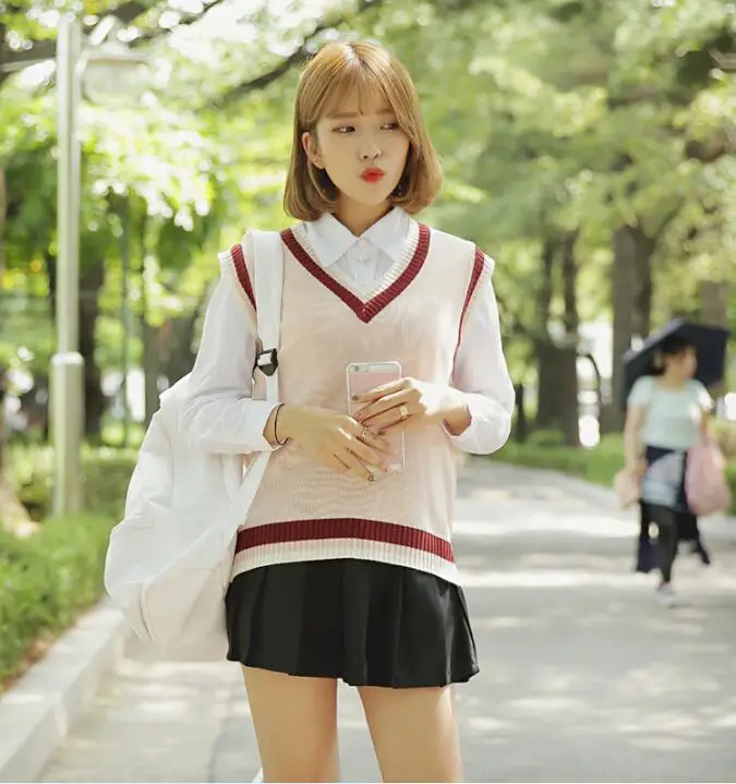 

2017 Spring School sweater Korean High School Sweater-Vest-Woman