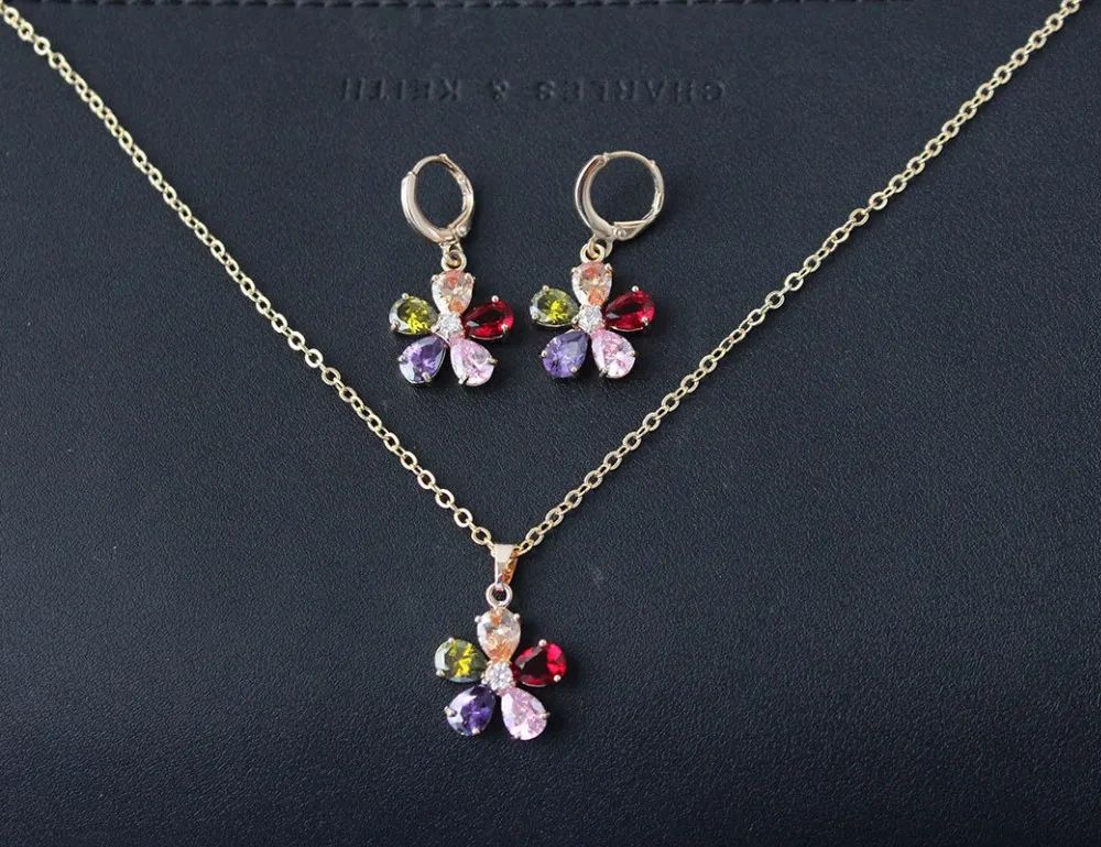 2922507906_1820137820