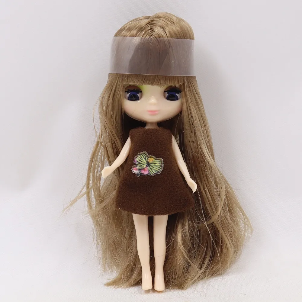 Petite Blythe Doll with Blonde Hair, Open/Close Eyes & Bendable Body 1