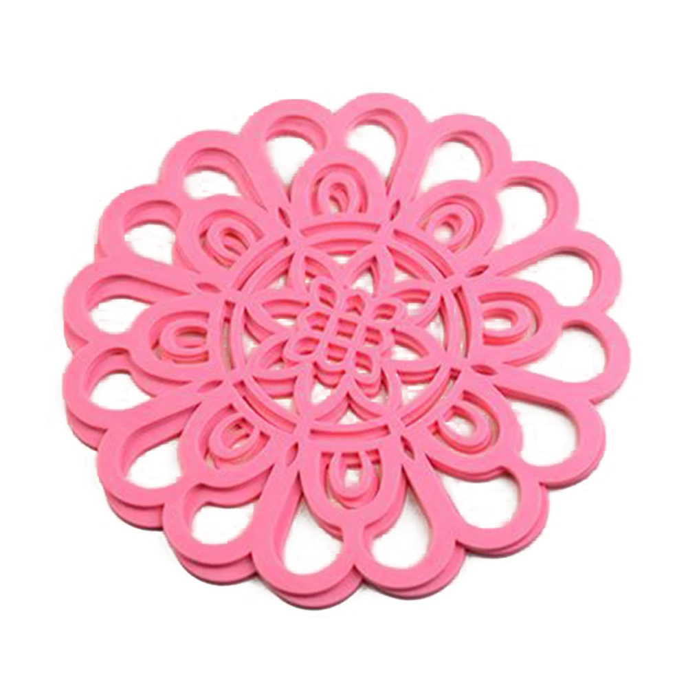 

2 Pcs Pot Pad Home Coaster Hollow Out Holder Flower Shape Anti-skid Silicone Mat Trivet Stand Flexible Kitchen Tool Durable
