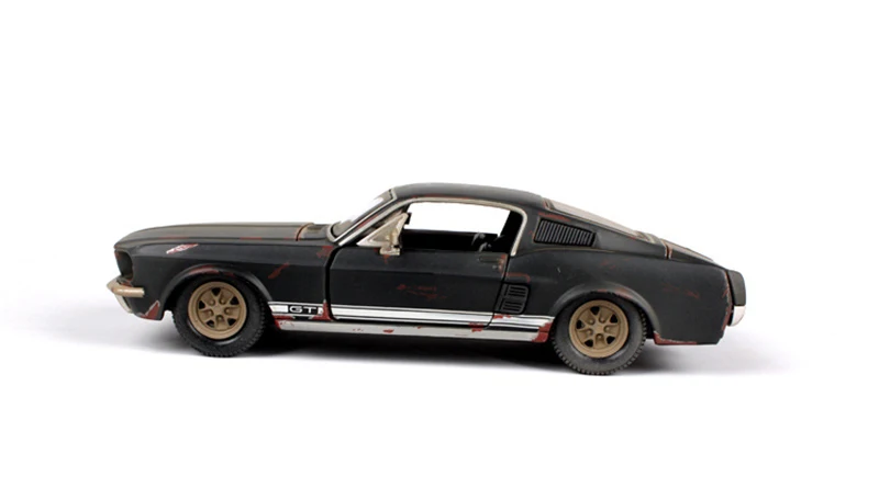 1/24 1967 Ford Mustang GT черная литая под давлением модель автомобиля игрушечная машинка Игрушки для мальчиков детские подарки коллекции дисплеев