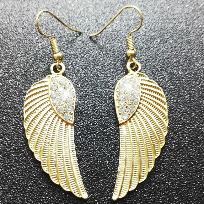 

Fashion Crystal Inlay Earrings Alloy Feather Metal Earrings for Women Long Section 65*15mm Big Dangle Earrings Punk 1 Pair Wings