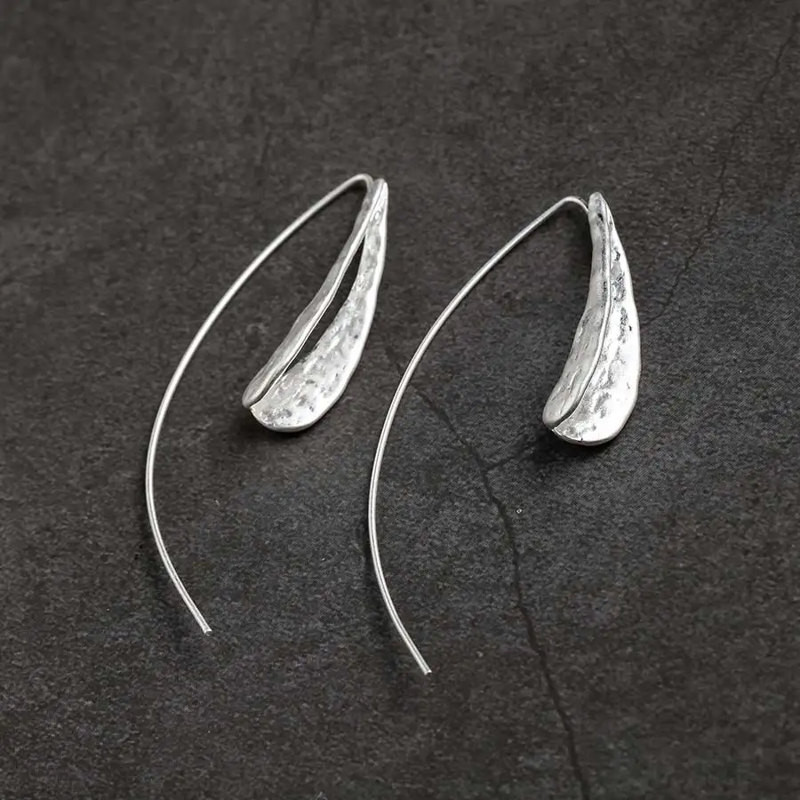 Ретро листья крюк серьги Простые короткие ювелирные изделия для ушей стиль винтаж этнические серьги аксессуары для женщин Подарки - Окраска металла: Silver