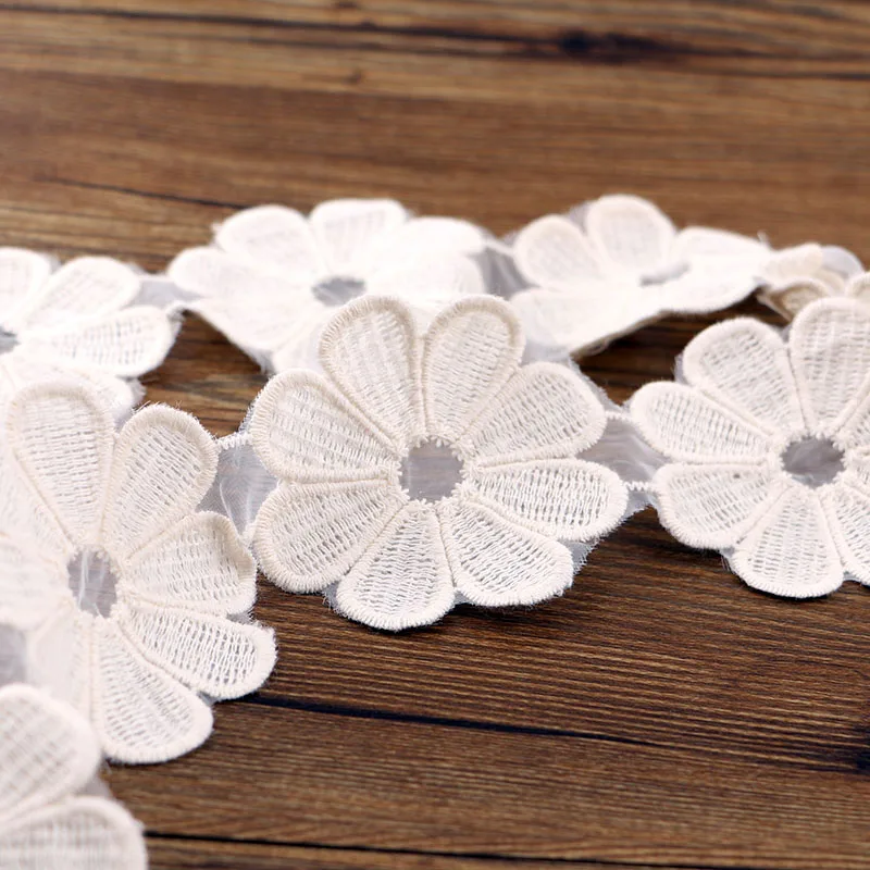 

1 yards white lace embroidery lace decoration material DIY