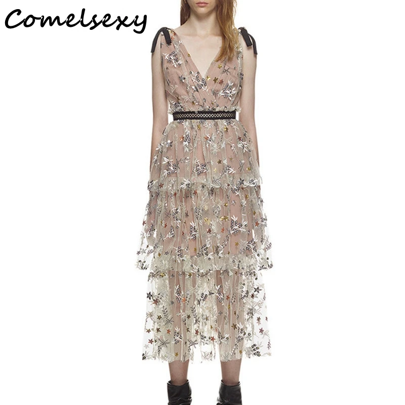 

Comelsexy 2019 Summer New High-end V-neck Spaghetti Strap Cake Mesh Dress Stars Sequined Embroidery Ruffled Long Beach Dress