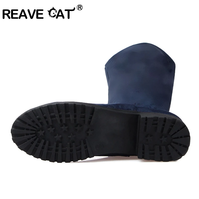 REAVE CAT/Большие размеры 32-43 Для женщин Сапоги выше колена Туфли без каблуков ботинки Sapatos femininos из флока цвет: черный, синий красный мода Повседневное PH049