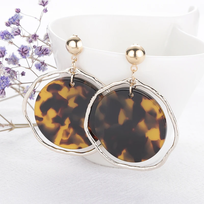 

Tortoiseshell Geometric Acrylic Hanging Earring For Women Oversize Polygon Drop Earring Round Colorful Eardrop Retro Ear Jewelry