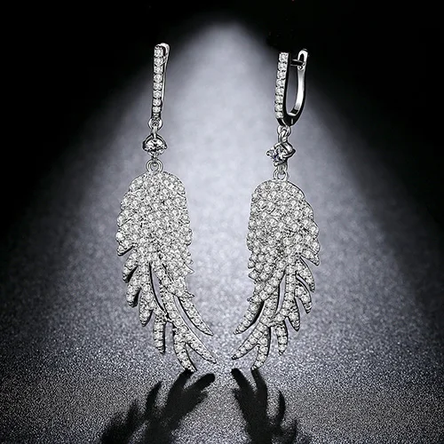 LUOTEEMI Fashion Long Drop Earrings with Stones Angel Wings Large Big Brincos Micro Paved CZ Ear Clip Wedding Jewelry - Окраска металла: Clear