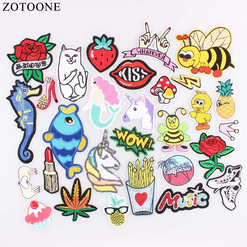 

1PCS Fish Letter Star Patch Pineapple Bee Kids Iron On Cartoon Patches Fashion Cheap Embroidered Cute Patches For Clothing Jeans