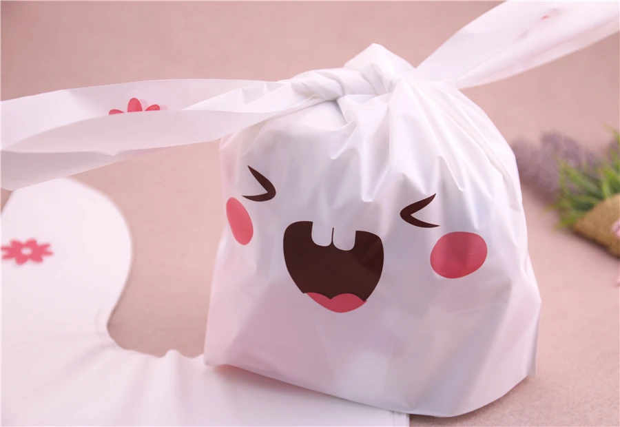Packaging bags (77)