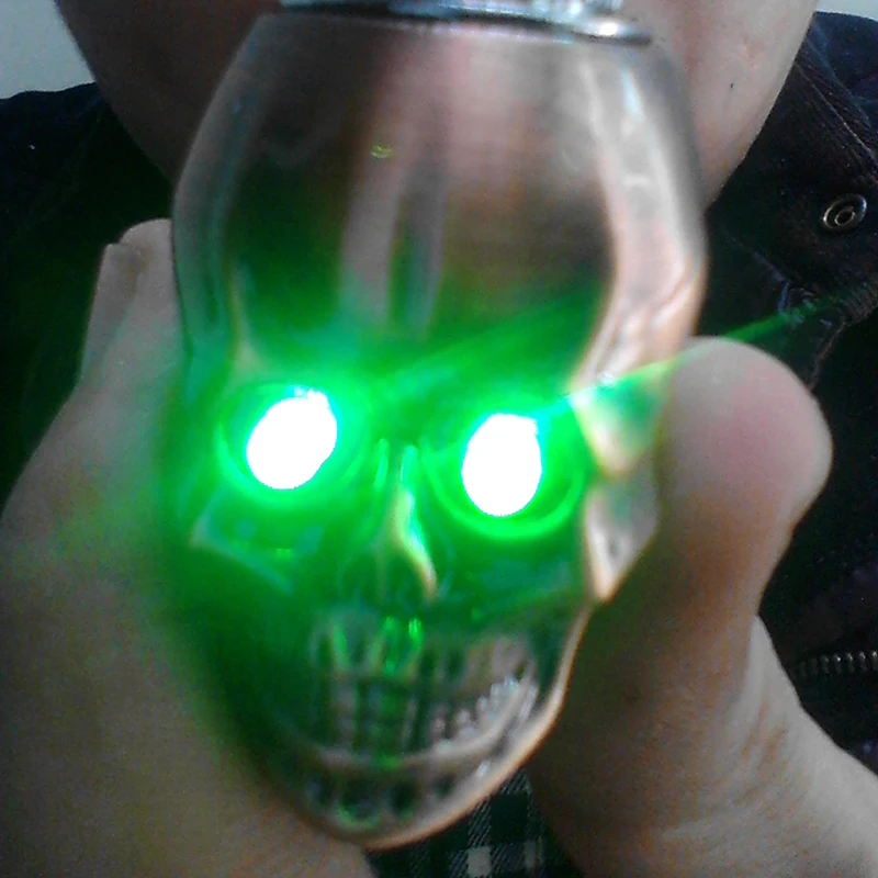 

Colorfull Light Skull Tobacco Pipe Jamaica Gift Tobacco Smoking Pipes Gift Smoke Detectors Gift Grinder Smoke Narguile Hookah