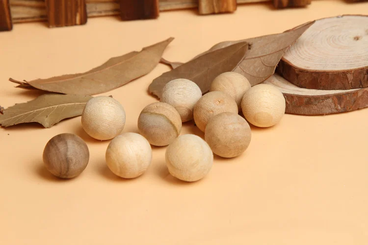 

10 pcs/set Natural Cedar Wood Moth Balls Lavender Camphor Bug Repellent Wardrobe Clothes Drawers HG-0987