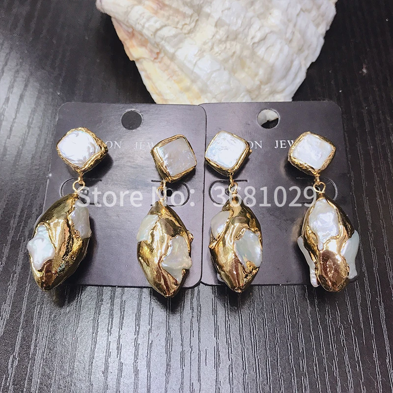 

Copper - plated gold - protected micro -setting with baroque pearl earrings