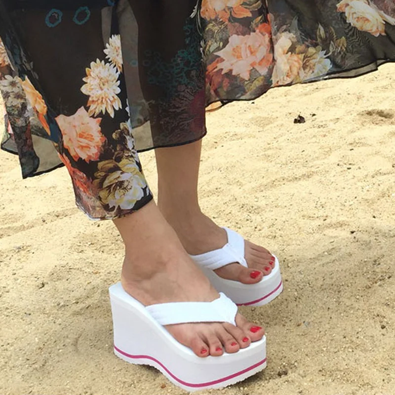 

New Women Beach Flip Flops Soild Wedge Platform Shoes Summer Slippers Women Shoe High Heels Sandals Ladies Thick High Pantufas