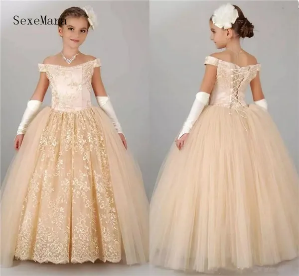 Vintage Bloem Meisjes Jurken Voor Bruiloft Off Shoulder Kant Champagne Prinses Partij Kinderen Voor Verjaardag Meisje Pageant Gown Vintage Bloem Meisjes Jurken Voor Bruiloft Off Shoulder Kant Champagne Prinses Partij Kinderen Voor Verjaardag Meisje Pageant Gown
