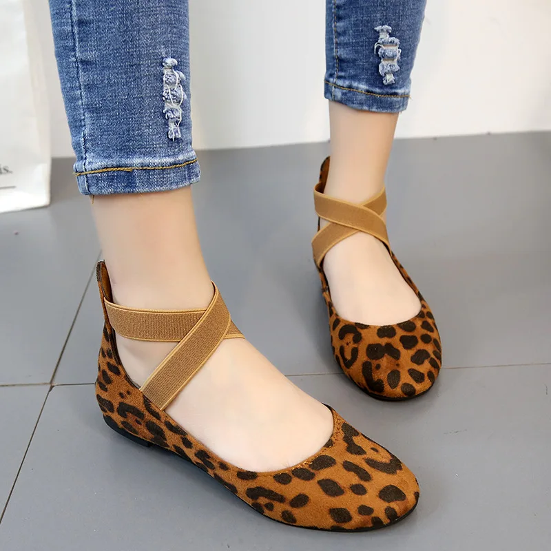 

Discount Women Flats 2019 Summer New Loafer Fashion Casual Shoes Woman Ballet Flats Low-cut Leopard Elastic Band Plus Size 35-43