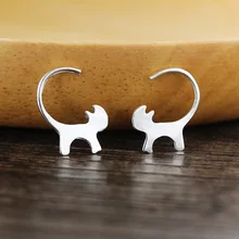 Estilo de verano nueva moda lindo Animal joyería cola larga gato pendientes de perno prisionero para mujeres regalos de fiesta(China)