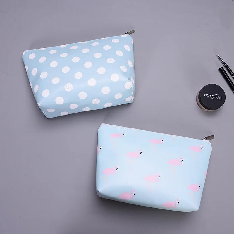 

Large Capacity Women Make Up Makeup Organizer Bag Ladies Travel Bags PU Leather Cosmetic Bags Toiletry Kits Beautician Storage