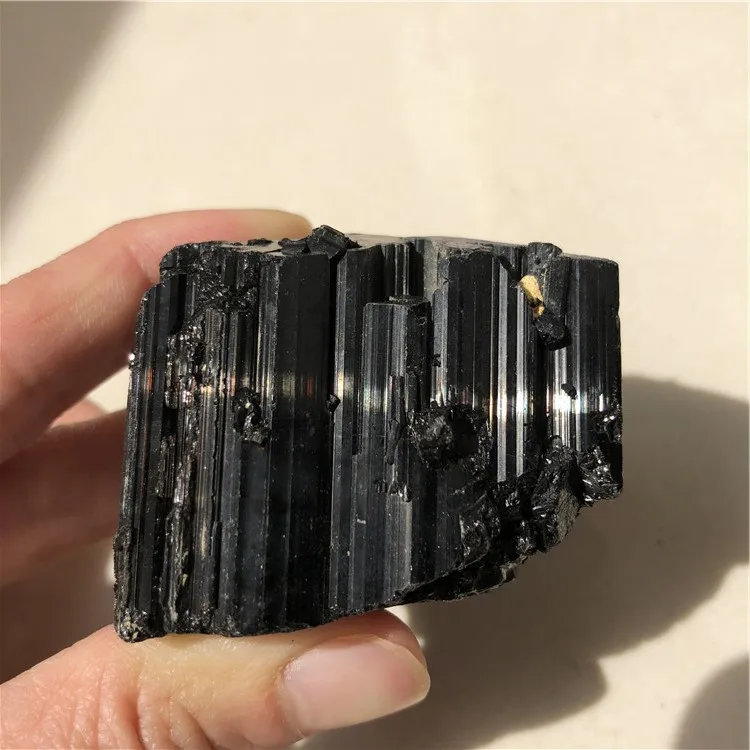 Высокое качество большой черный турмалин большой размер натуральные камни и минералы грубый черный турмалин образец около 100 г