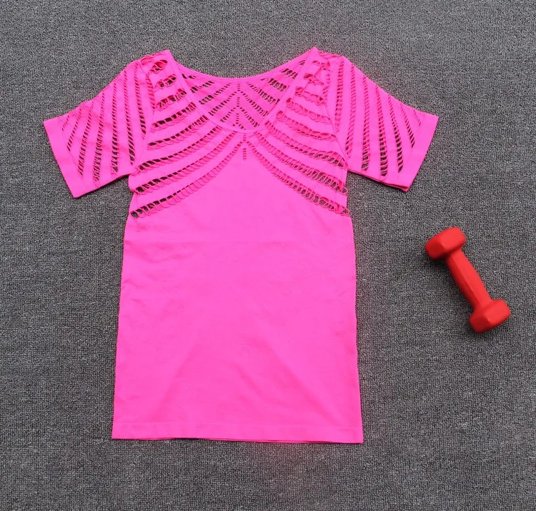 3185680962_2095320690