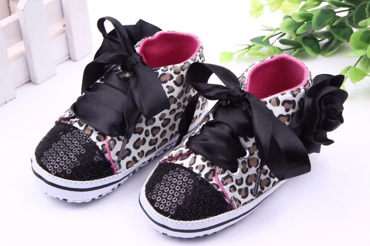 Лидер продаж младенческой Одежда для малышей обувь для девочек цветочный Leopard блесток тапки мягкая подошва первых шагов для мальчиков и