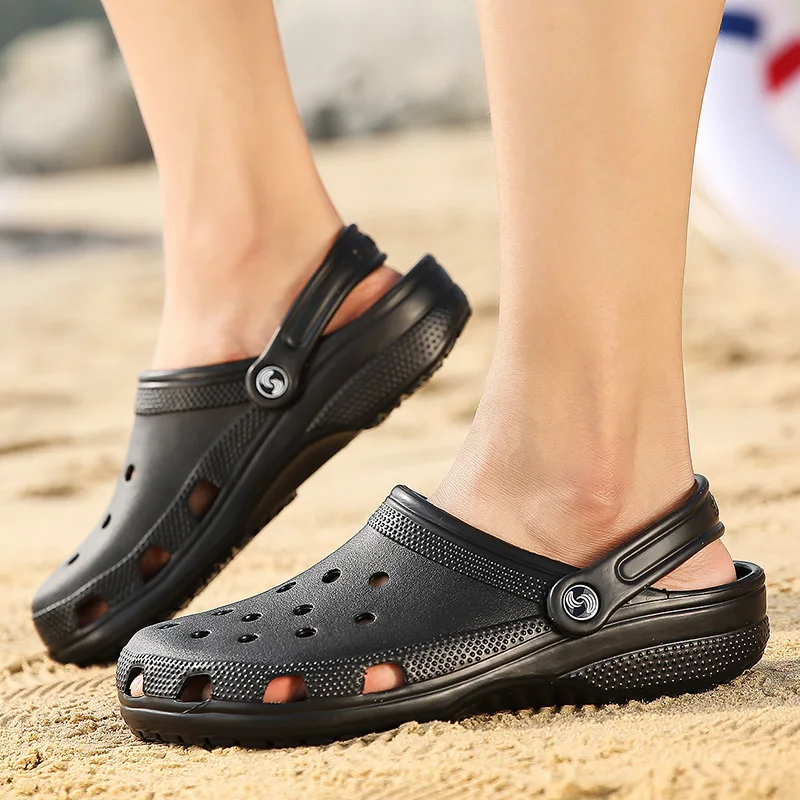 Dropshiping 2019 Sandals Summer Men Slippers Shoes Croc Fashion Beach Sandals Casual Flat Slip on Flip Flops Men Hollow Shoes