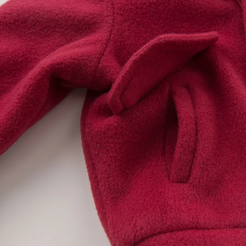 DB5975_0049_6Y3A4779