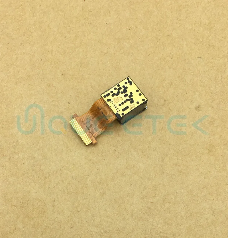 Desire 816  02