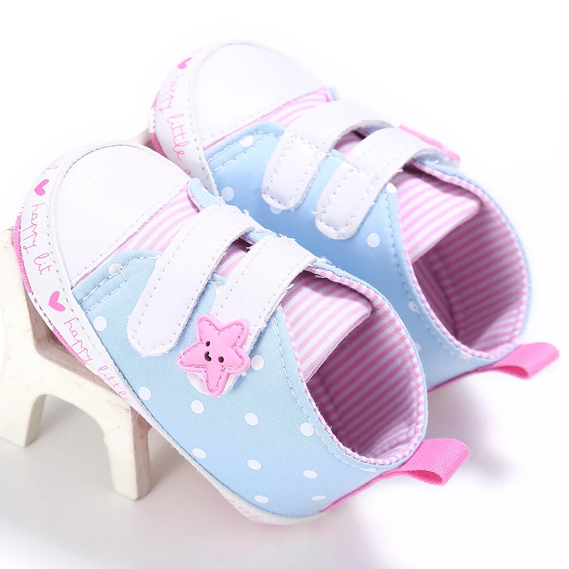 Новорожденных Для маленьких мальчиков девочек парусиновая обувь на мягкой подошве нескользящая обувь кроватки Обувь для малышей Обувь