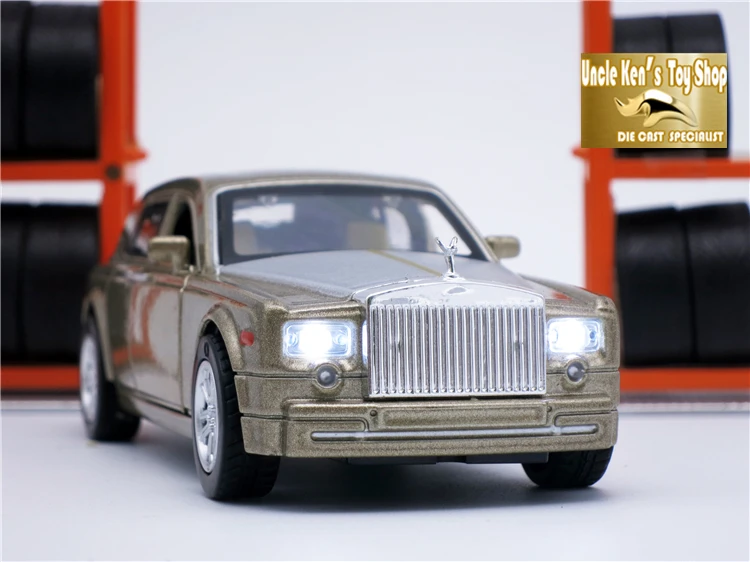Scale Sound/light/pull Car, Rolls 4