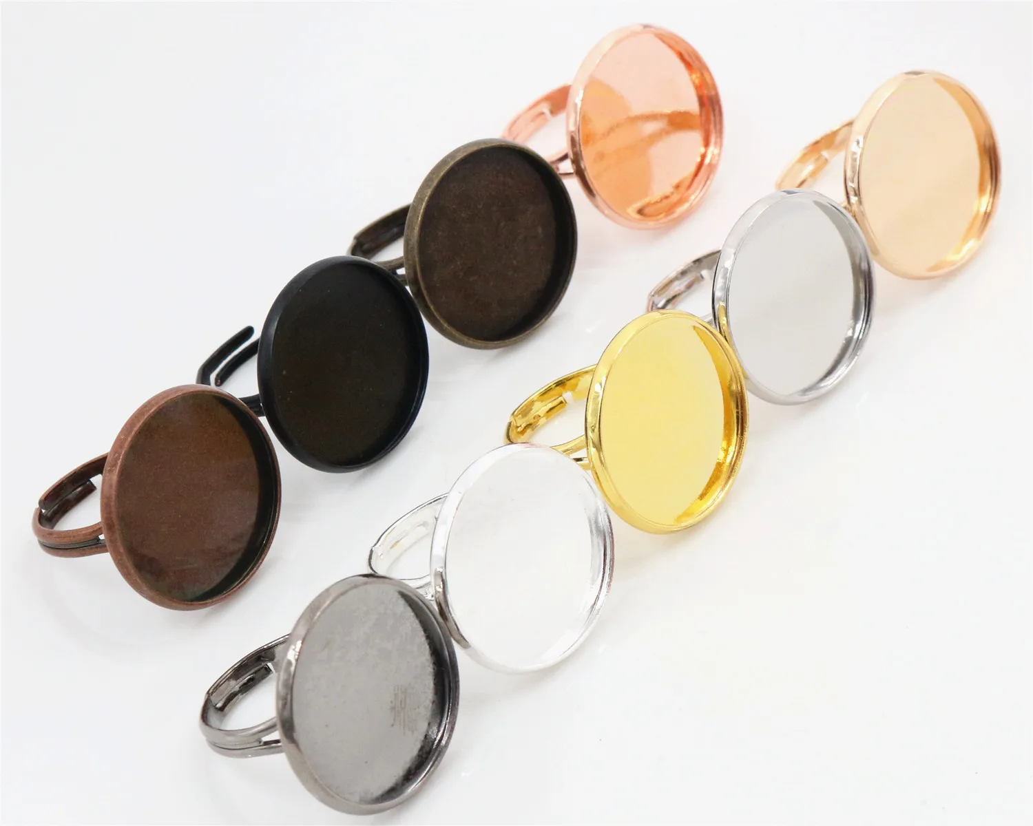 

20mm 10pcs/Lot Classic 9 Colors Plated Brass Adjustable Ring Settings Blank/Base,Fit 20mm Glass Cabochons,Buttons;Ring Bezels