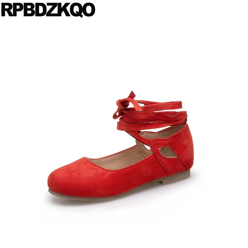 red ballerina flats