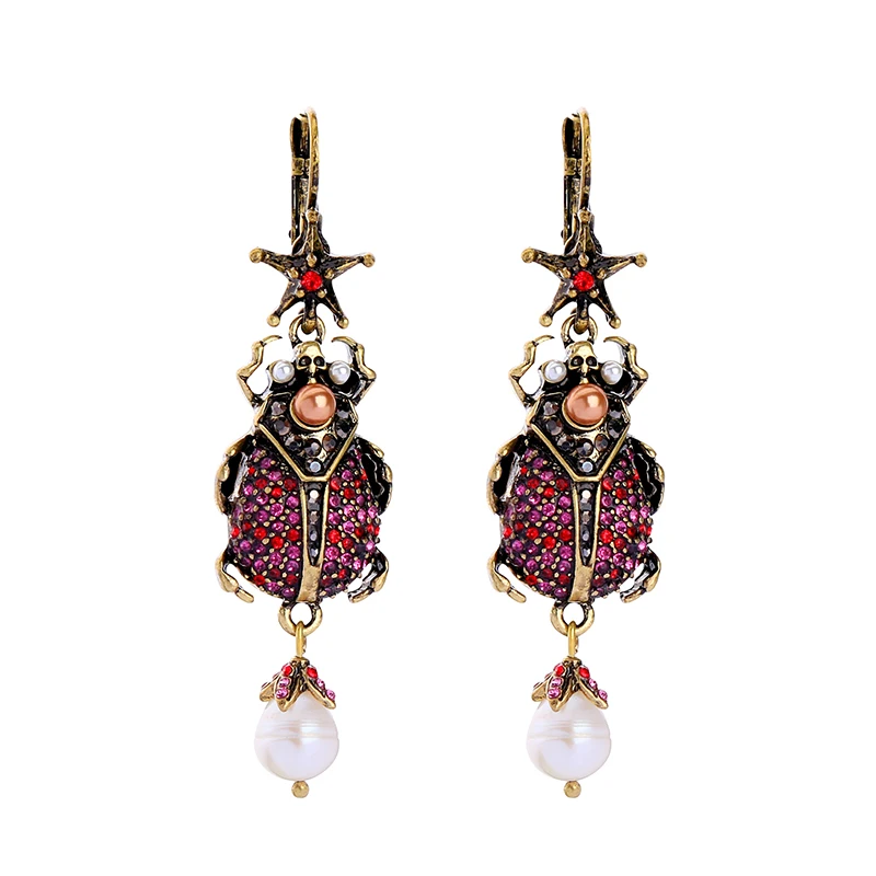 

Retro Gold Color Women Beetle Dangle Earrings New Zinc Alloy Vintage Rhinestone Cultured Pearl Earrings Fashion Ear Jewelry