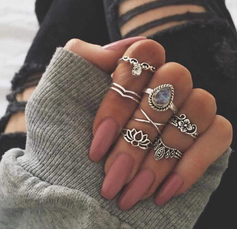 

Jisensp Vintage Bohemian Ring Set Punk Antique Silver Color Leaf Flower Geometric Knuckle Midi Rings for Women Jewelry Gifts