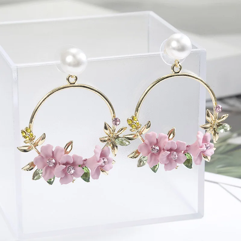 Newly Women Round Circle Dangle Earrings Sweet Flower Five-pointed Star Decor Luxury Jewelry Pink Flower Earrings Brincos Newly Women Round Circle Dangle Earrings Sweet Flower Five-pointed Star Decor Luxury Jewelry Pink Flower Earrings Brincos