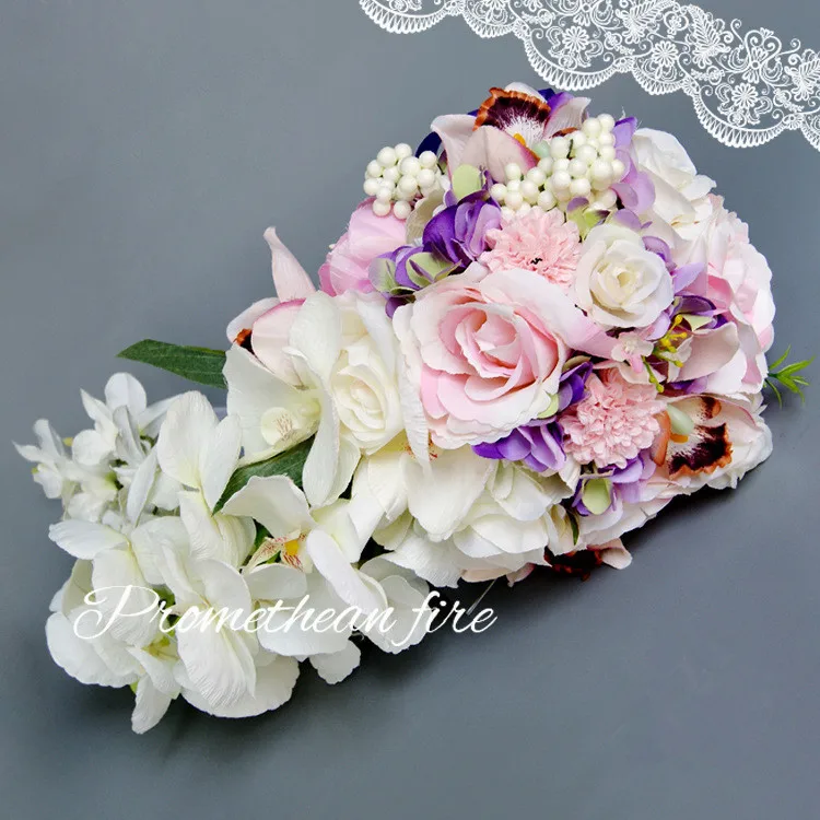 3322775380_2119494333