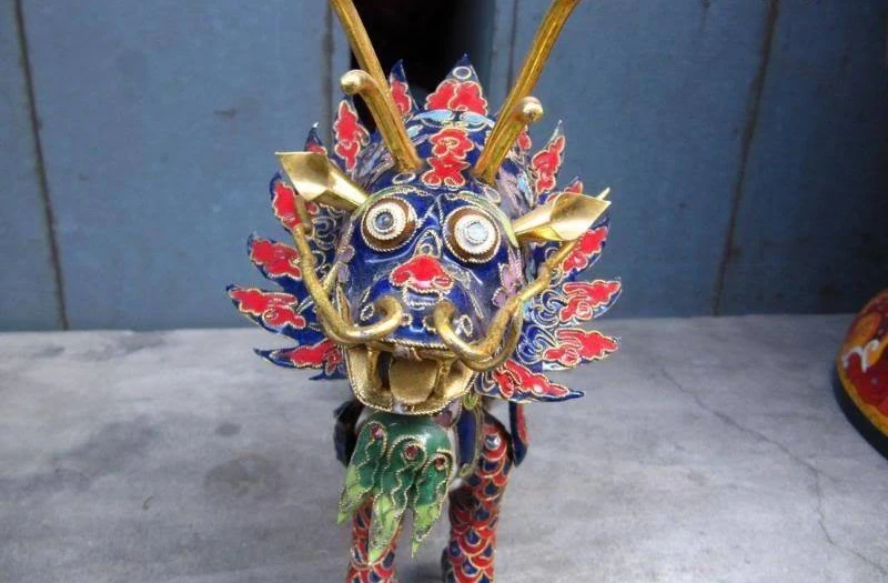 

Chinese Regius Copper Handwork Copper cloisonne Fly Dragon Statue