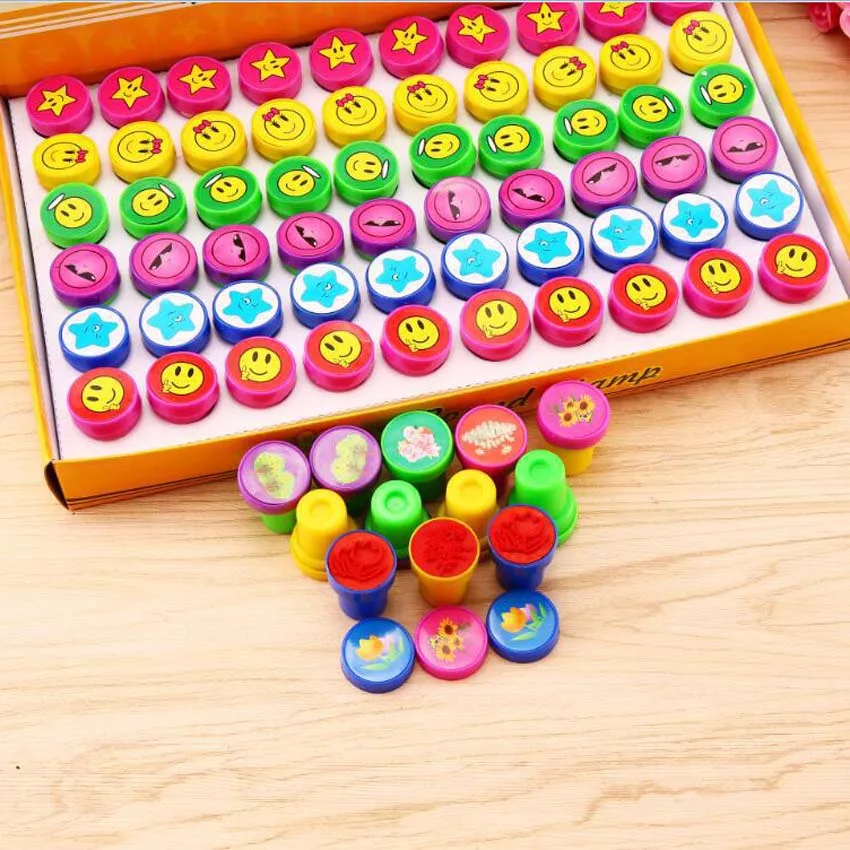 

60Pcs Cartoon Animal Frog Rabbit Seal Stamper Teacher Stamp Set Craft Stamps Children's Seal DIY Best Gifts Kids Toy