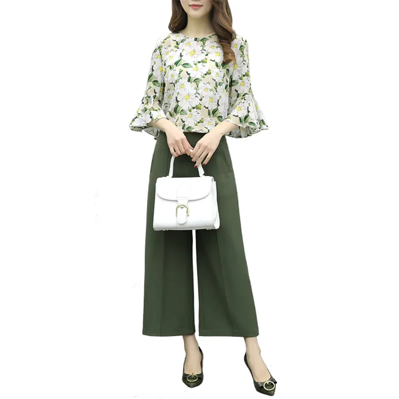 Nova Moda Primavera Verão Roupas Alargamento Mangas Três quartos das Mulheres Chiffon de Impressão Duas Peças Define Conjuntos das Mulheres feminino