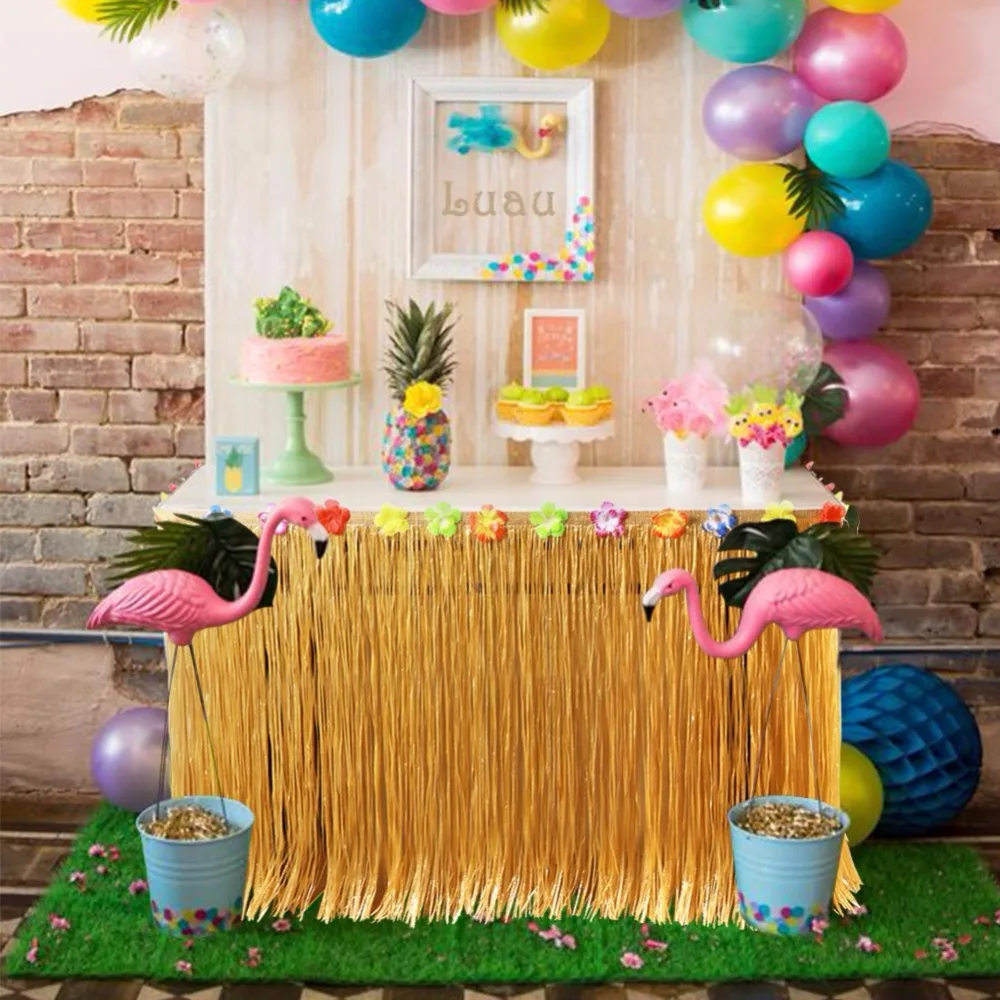 28 HQ Pictures Hawaiian Themed Outdoor Decor / Party City Serves Up Chic Luau Party Ideas for a ...