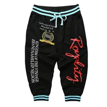 Новинка года; сезон весна-лето; повседневные брюки в полоску с буквенным принтом и ремнем для отдыха; Мужские штаны-шаровары; Длина до икры