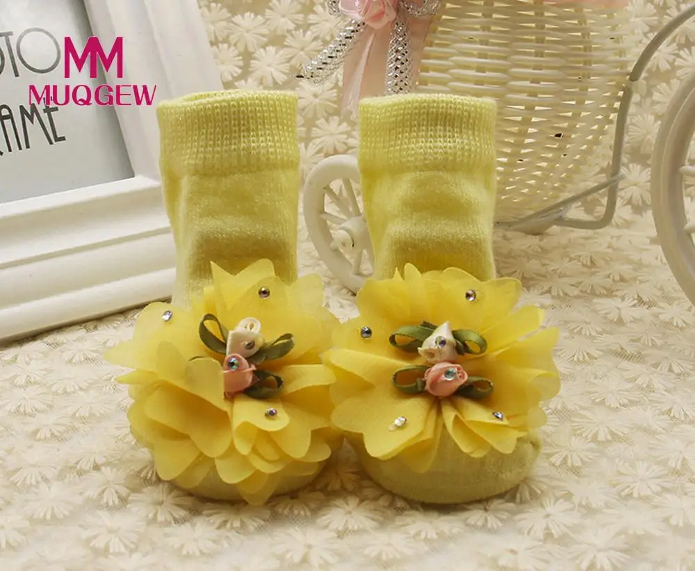 Осень-зима новорожденных детская одежда для девочек удобные цветочные милые хлопковые носки Шлёпанцы для женщин теплые домашние тапочки носки до лодыжки костюм От 0 до 1 года детские