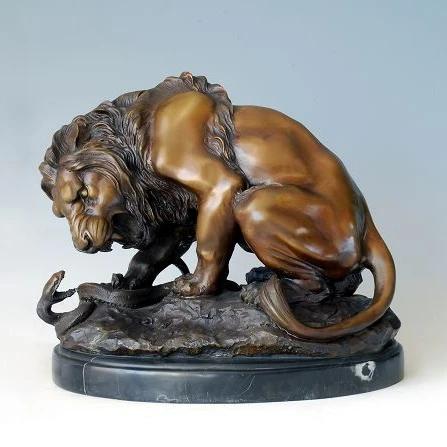 

ATLIE BRONZES Larger Size Sculpture Bronze Lion fighting with Snake Statues Garden Ornament French arts collctions Souvenirs