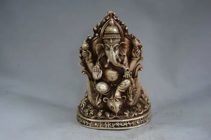 

Collectable Old QingDynasty silver Elephant head Buddha Sculpture / Statue