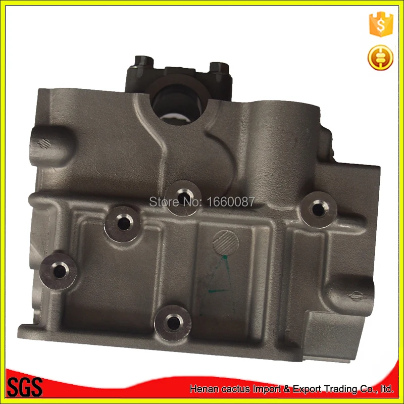 4M40 cylinder head 06.jpg